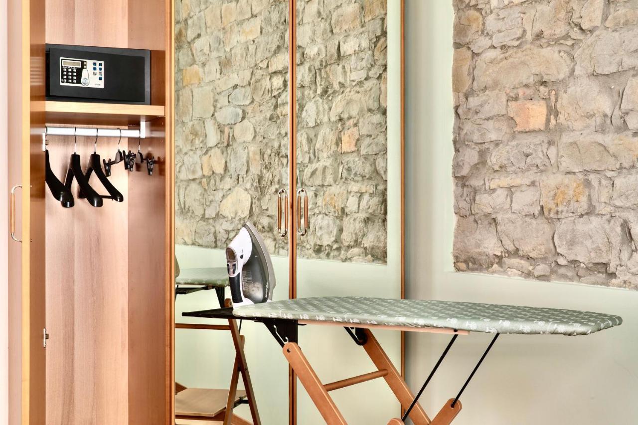 ترييستي Residence San Giusto المظهر الخارجي الصورة